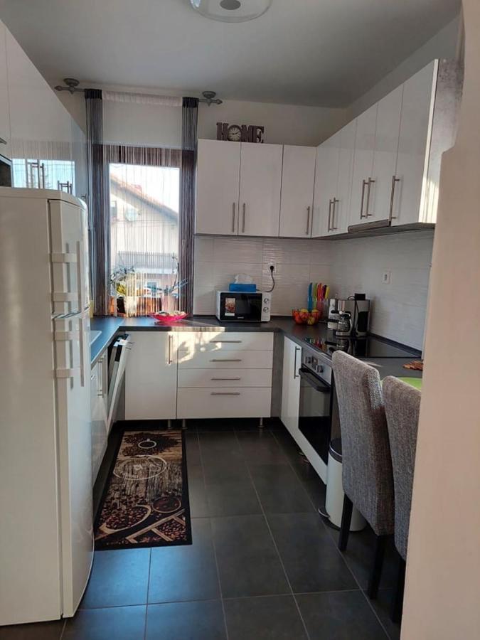 Nagcsalados Rozsa Apartman Balatonlelle Ngoại thất bức ảnh