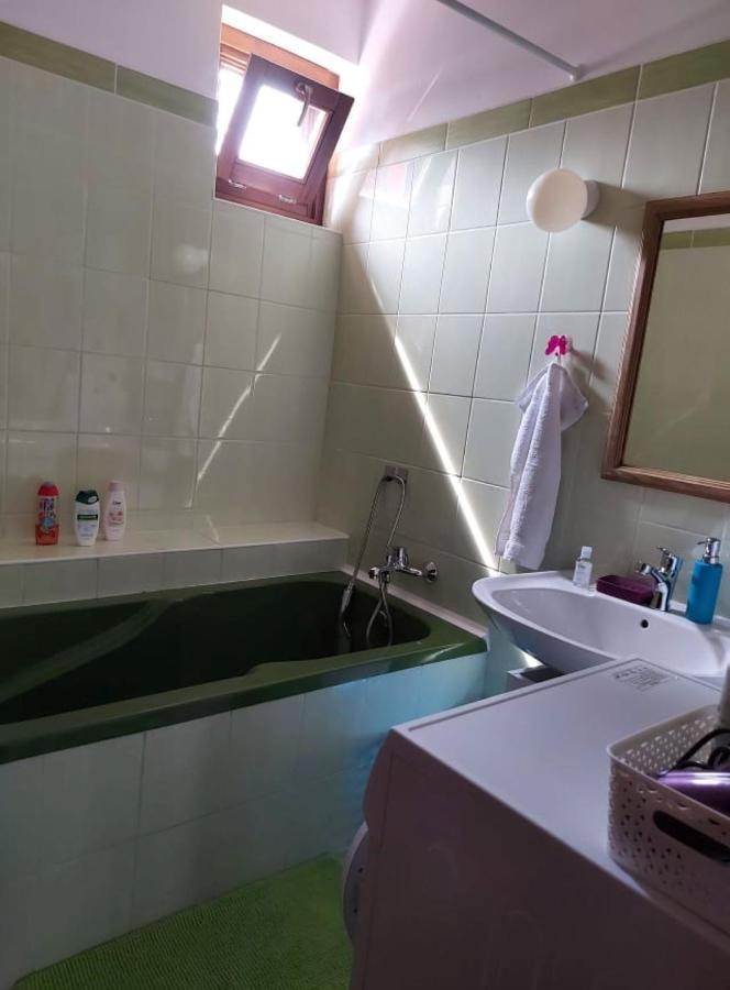 Nagcsalados Rozsa Apartman Balatonlelle Ngoại thất bức ảnh