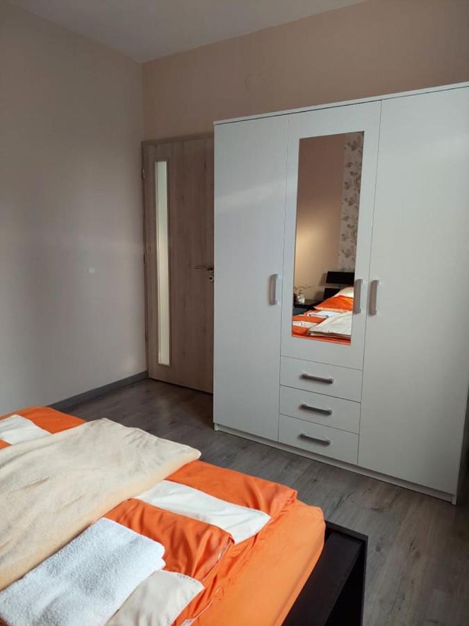 Nagcsalados Rozsa Apartman Balatonlelle Ngoại thất bức ảnh