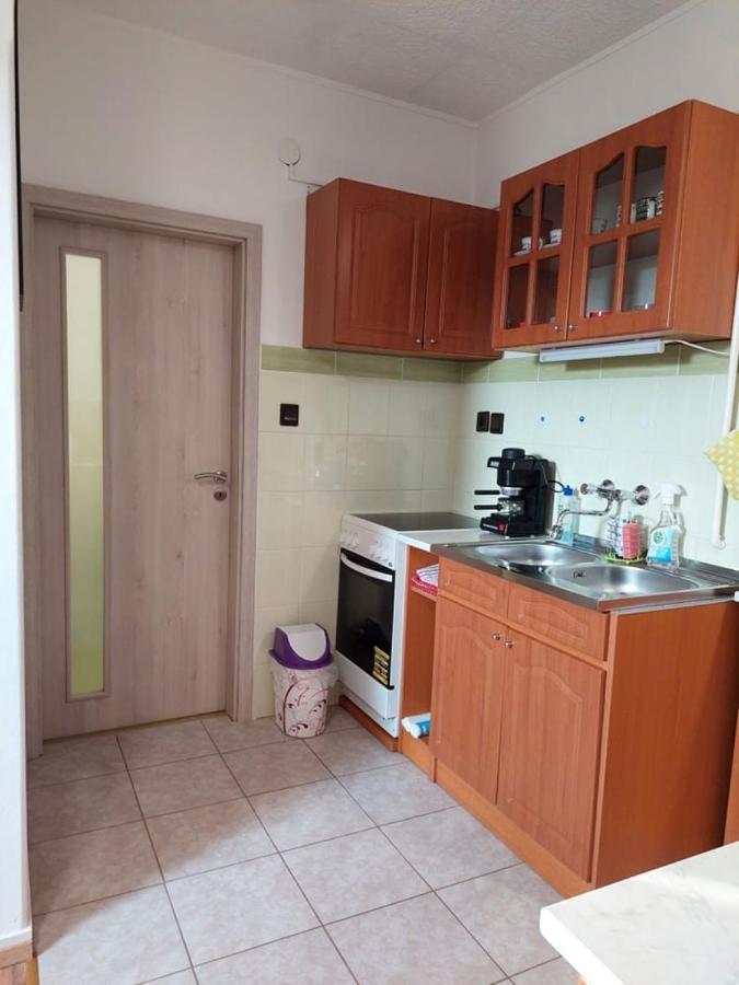 Nagcsalados Rozsa Apartman Balatonlelle Ngoại thất bức ảnh