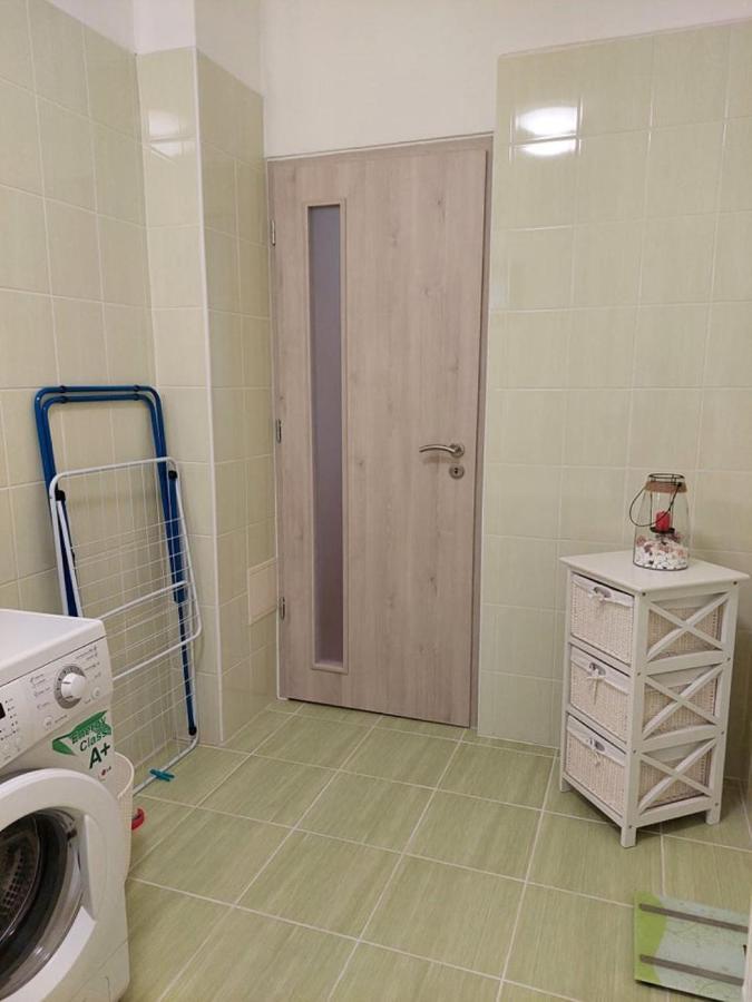 Nagcsalados Rozsa Apartman Balatonlelle Ngoại thất bức ảnh