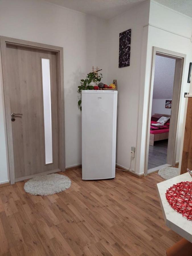 Nagcsalados Rozsa Apartman Balatonlelle Ngoại thất bức ảnh